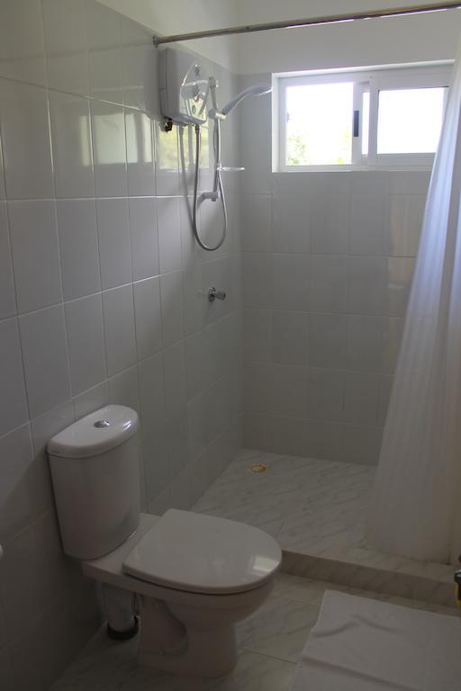 Central Self Catering Apartments Felicite Island Zimmer foto